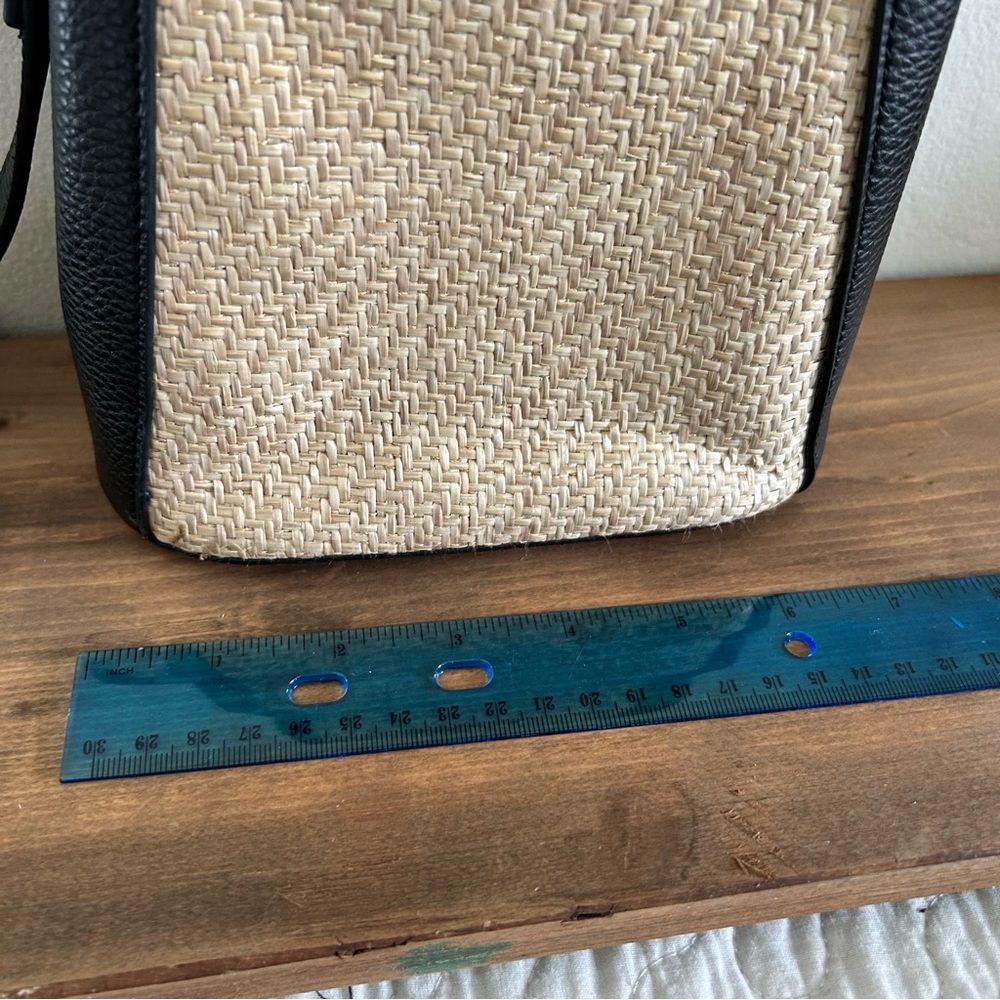 Anne Klein Black and Tan Woven Handle Bag - Picture 9 of 13